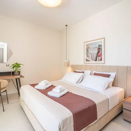 Claire Sami (Kefalonia)