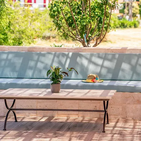 Claire Sami (Kefalonia)