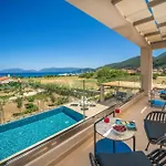 Claire * Sami (Kefalonia)